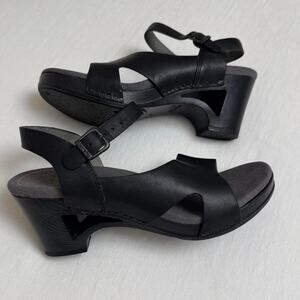 Dansko Mary Jane Slingback Cut Out Clog Sandals In Black Leather Size 39